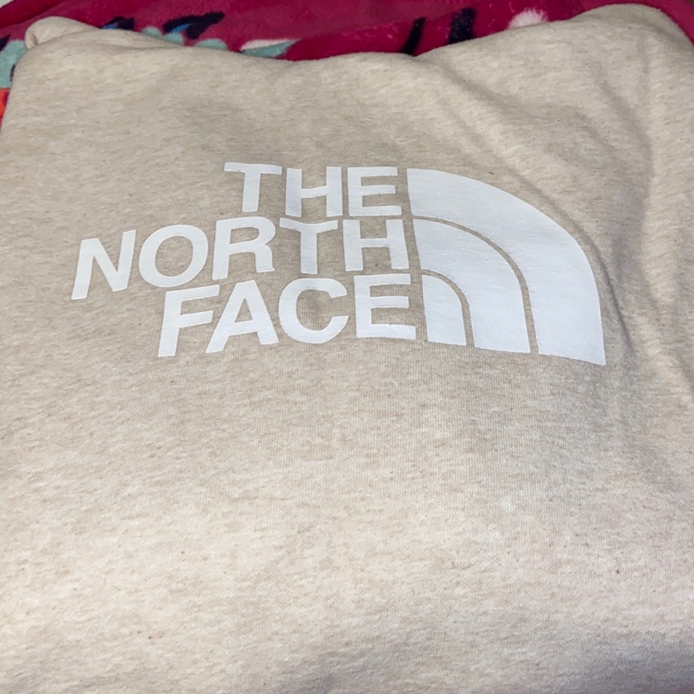 Cream northface hoodie